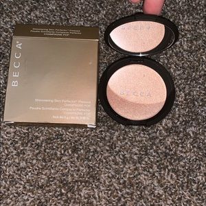 Becca Highlight